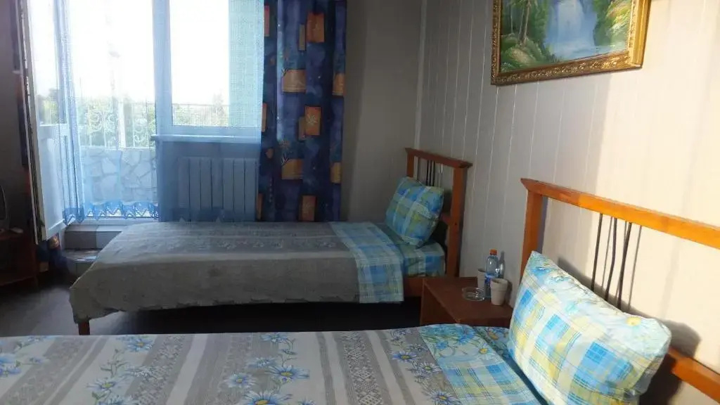 Economy room