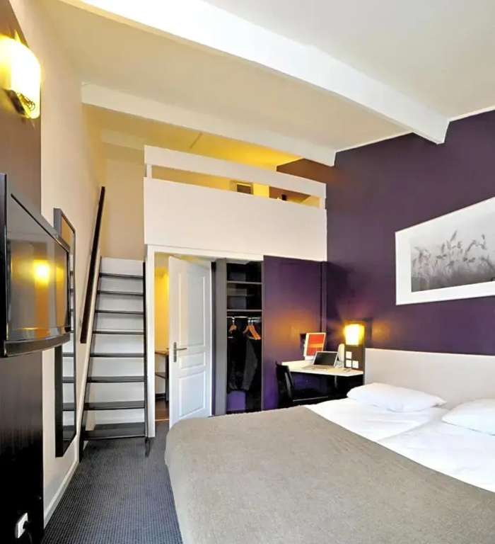 Superior room