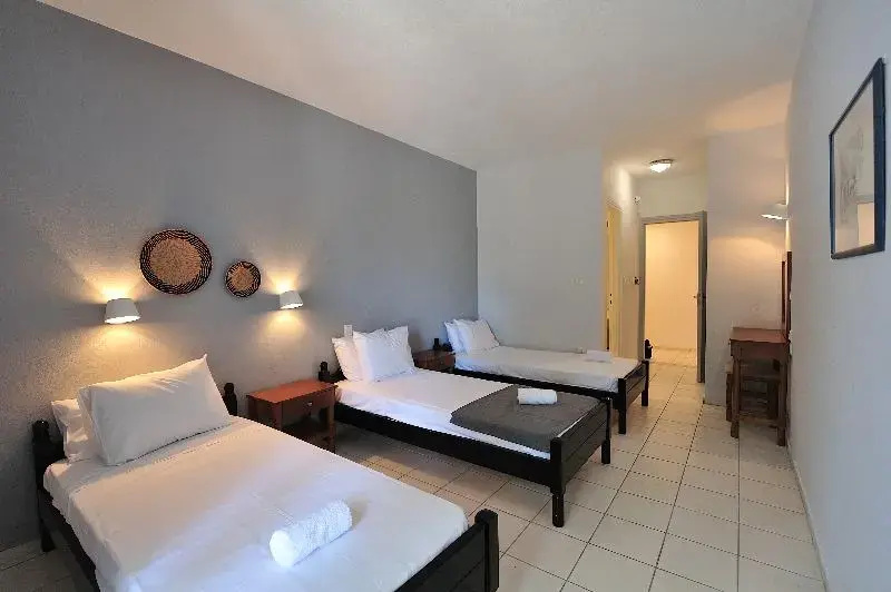 Economy room
