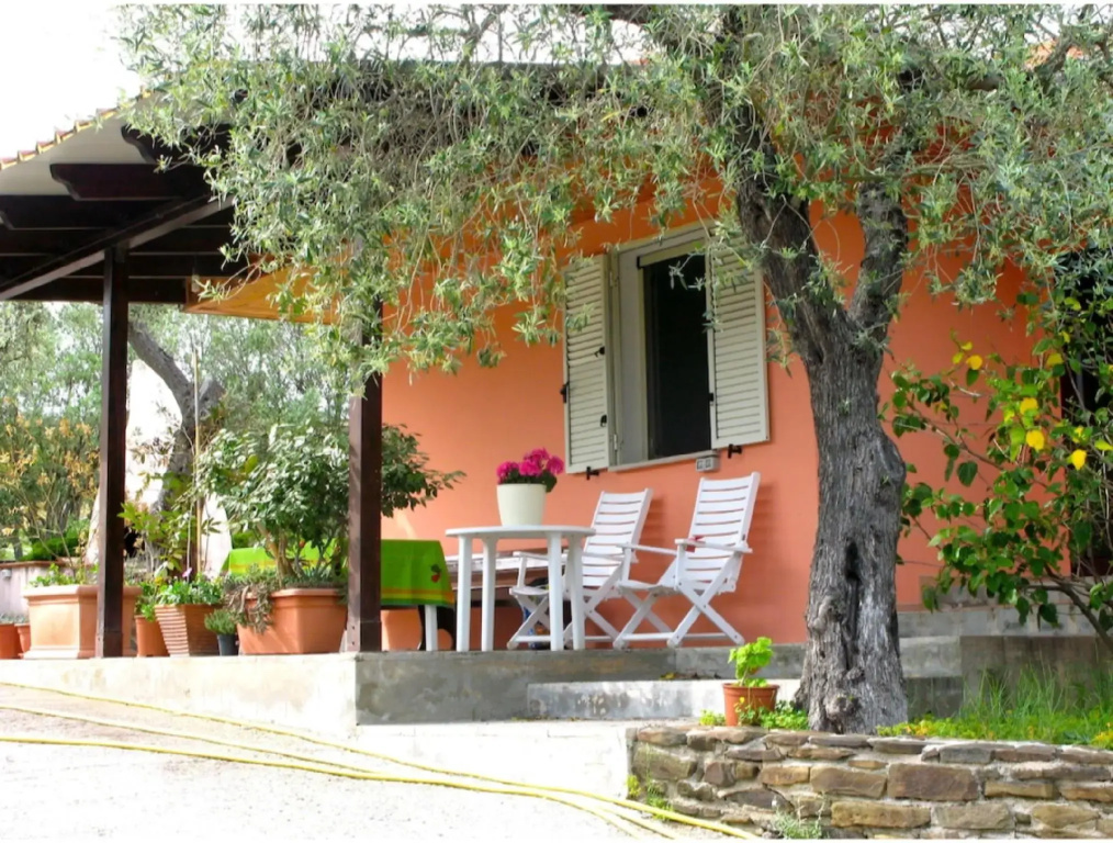 Alghero, Villa Mimosa with garden for 67 people
