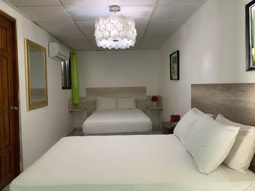 Hotel Pacific Coast - Chambres