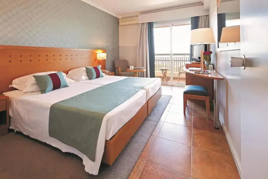 Ozadi Altura Beach Resort - Chambres