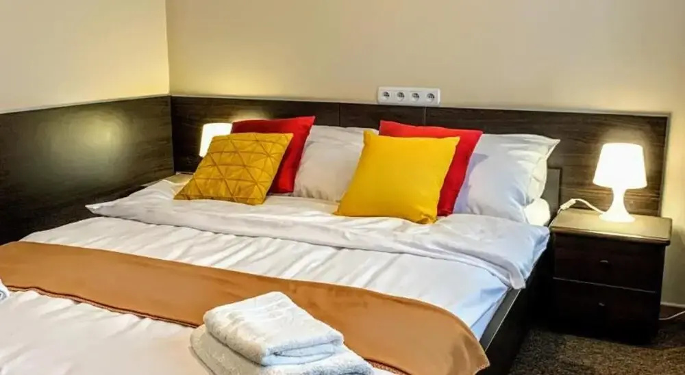 Captivating 2 Bed Apartment in Rawalpindi