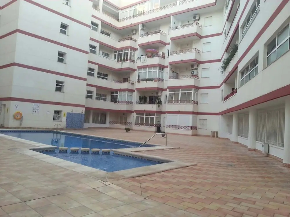 2 Bedroom Apartment near park