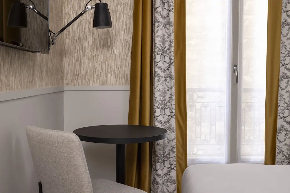 Grand Hotel Leveque 116