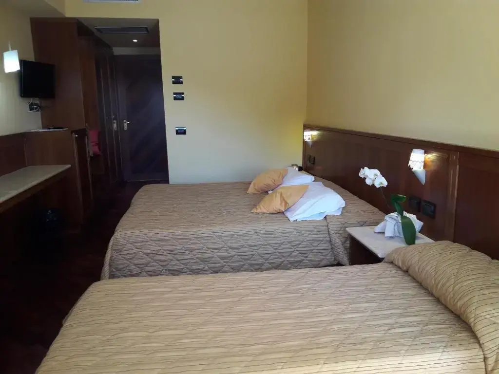 Hotel Ristorante Miralago - Chambres
