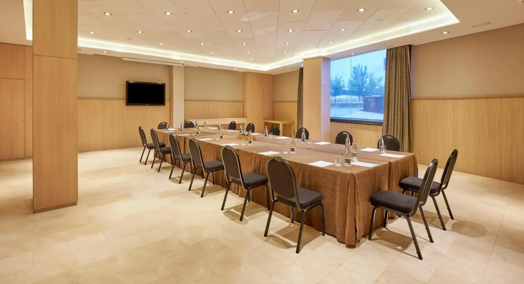 DoubleTree by Hilton Hotel Girona - фото 24