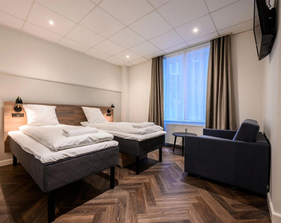 Go Hotel Saga — 3