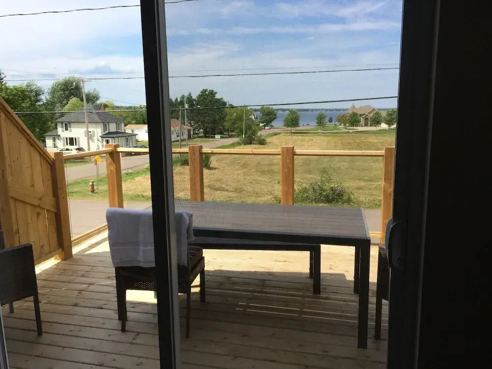 Cottage Jasmine on the Shediac Bay With hot tub - фото 4