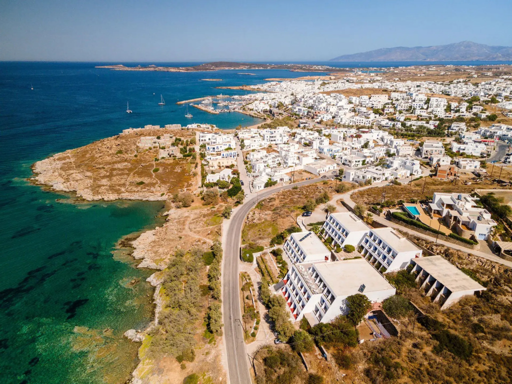 Beach & Waterfront