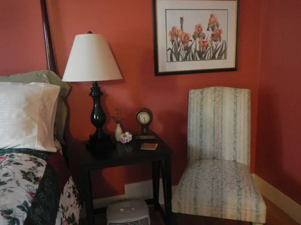 Blue Iris Bed & Breakfast