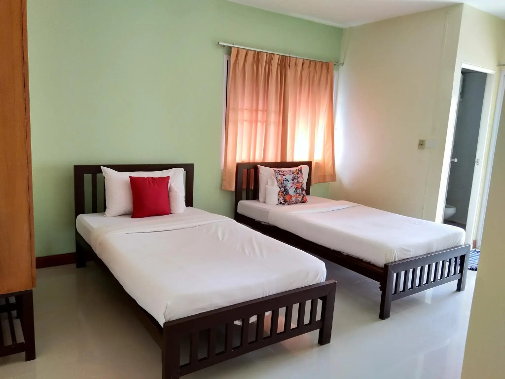 Standard Double room (twin beds)