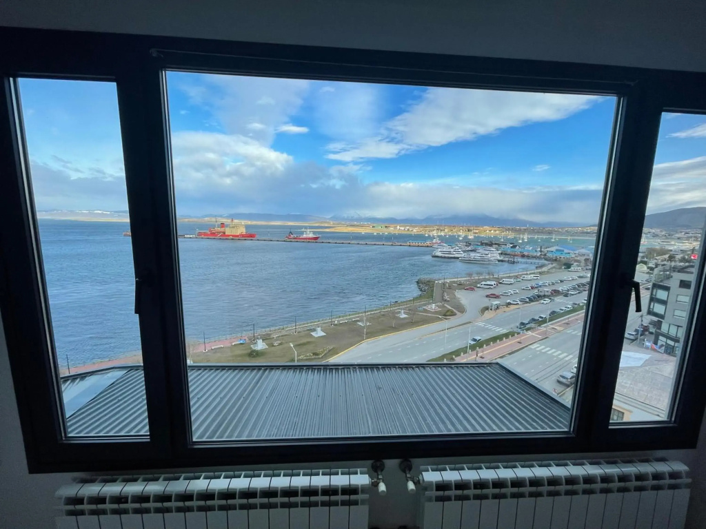 Entire apartment in Ushuaia rebate in physical dollar
