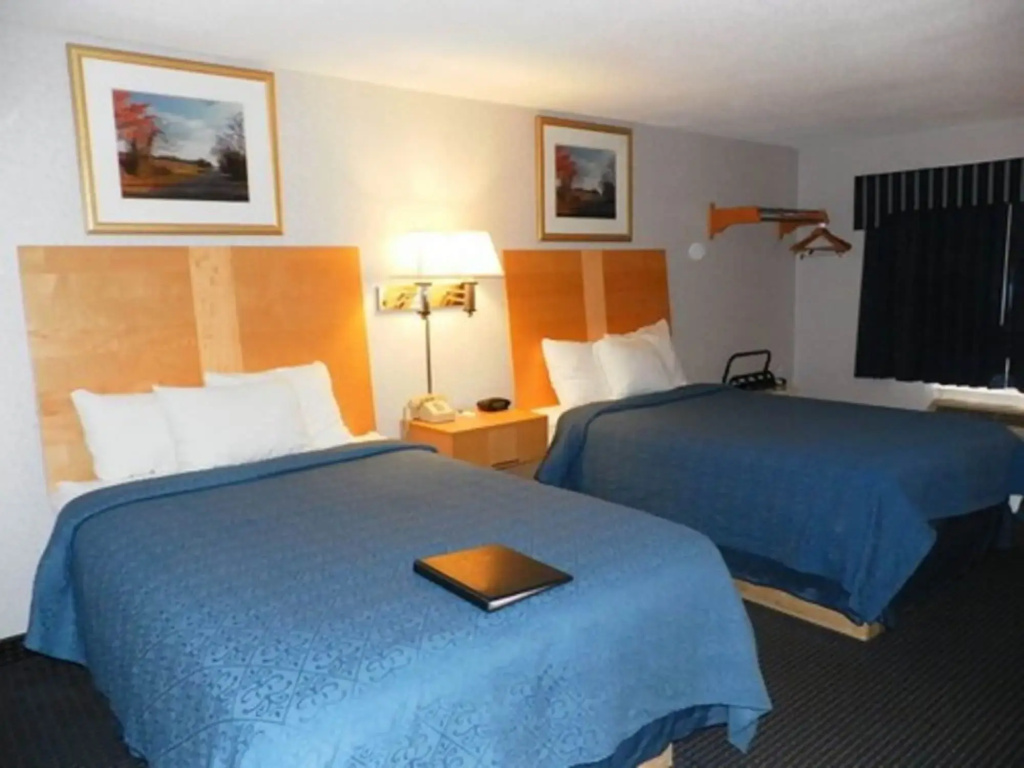 Ambassador Inn & Suites - Général