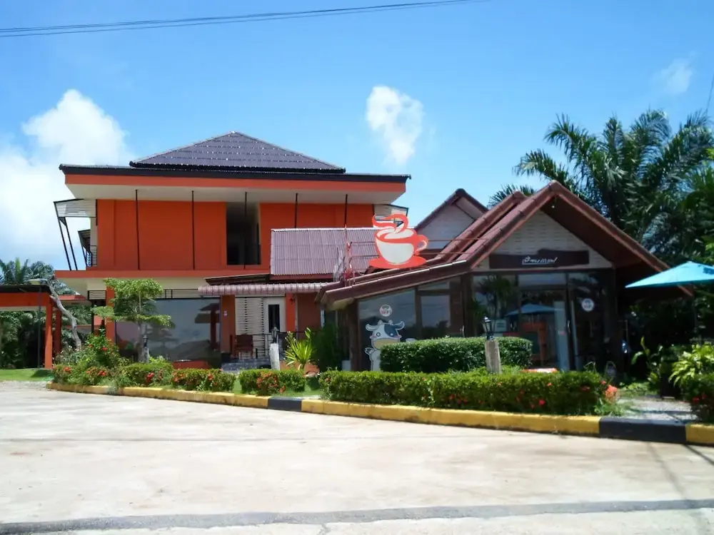 Bantatuk Resort & Restaurant