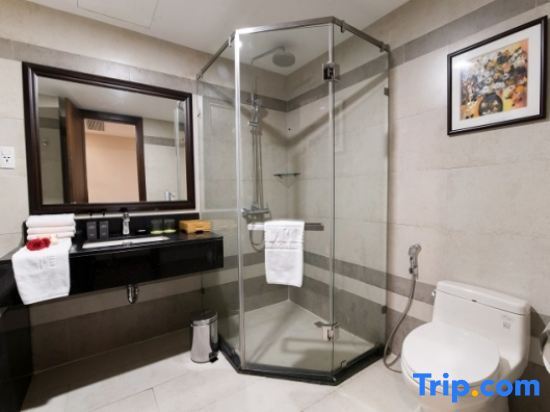 Minh Toan Galaxy Hotel