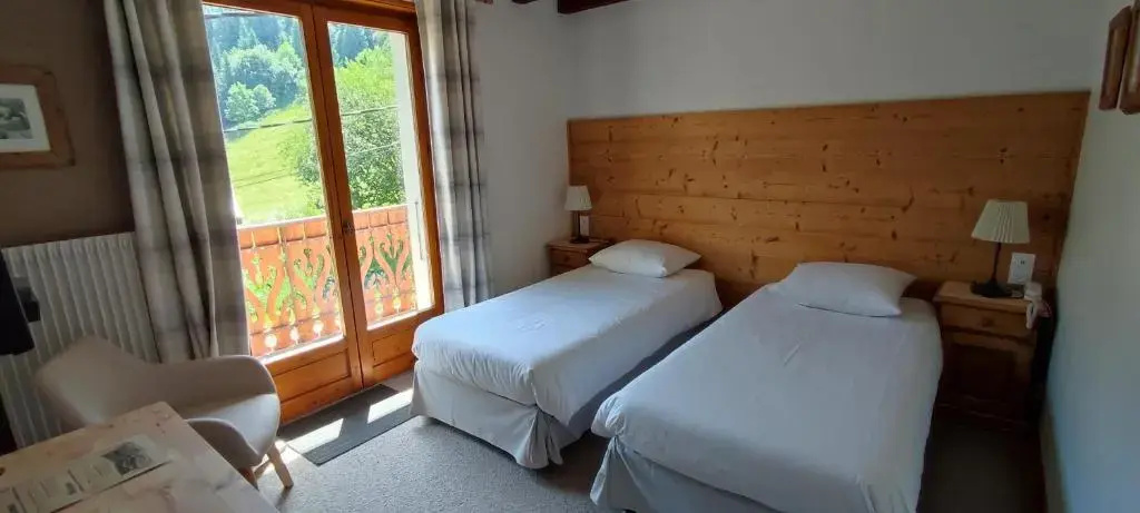 Standard Double room (twin beds)