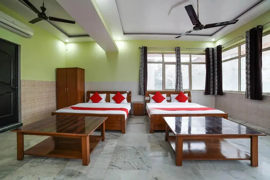 Sankalp Hotel by OYO Rooms