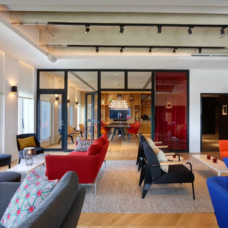 citizenM Paris Gare de Lyon by null