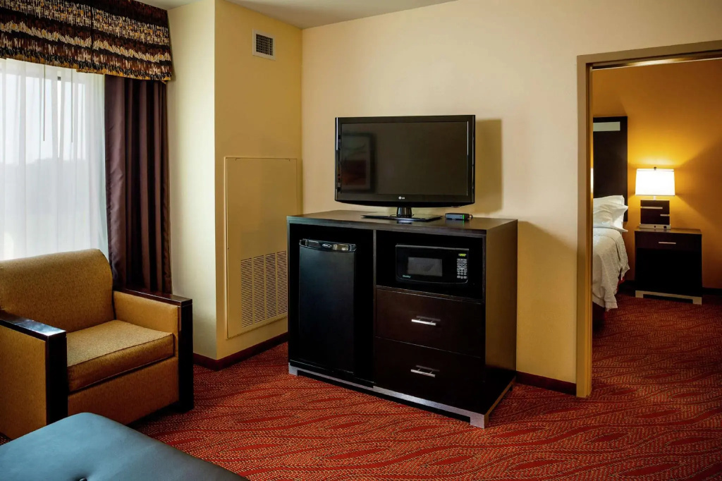Double Suite (full double bed)