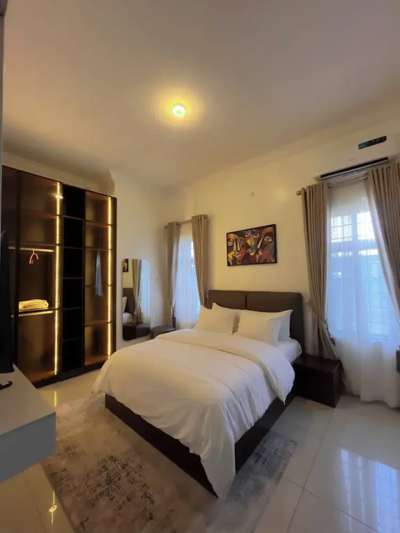 3 Bedrooms Deluxe Apartment