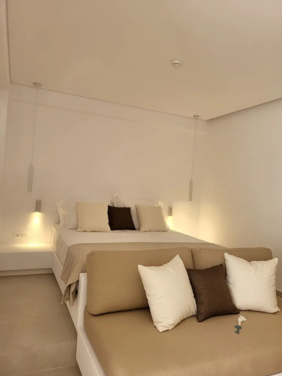 Standard Double room with sea view (full double bed)
