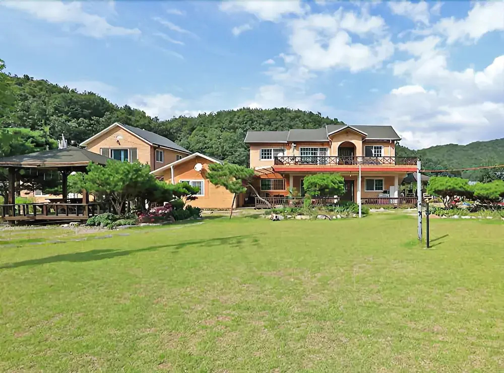 Yangpyeong Jinggum Dali Pension