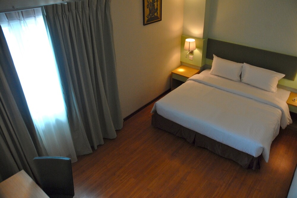The Pavilion Hotel