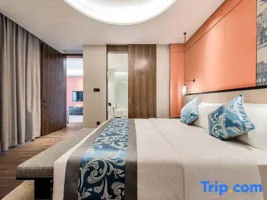 Superior Suite with river view