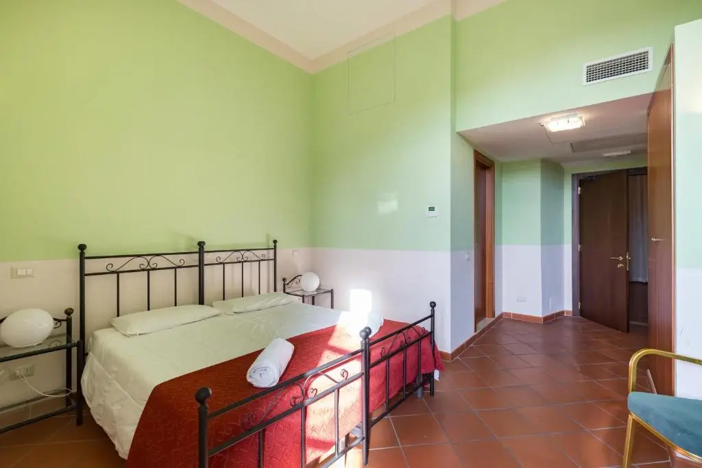 Hotel Domus Sessoriana - Chambres