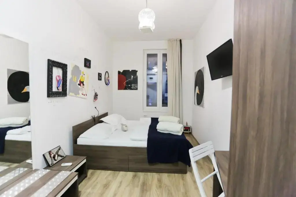 Bed & Breakfast 4citywindows by null