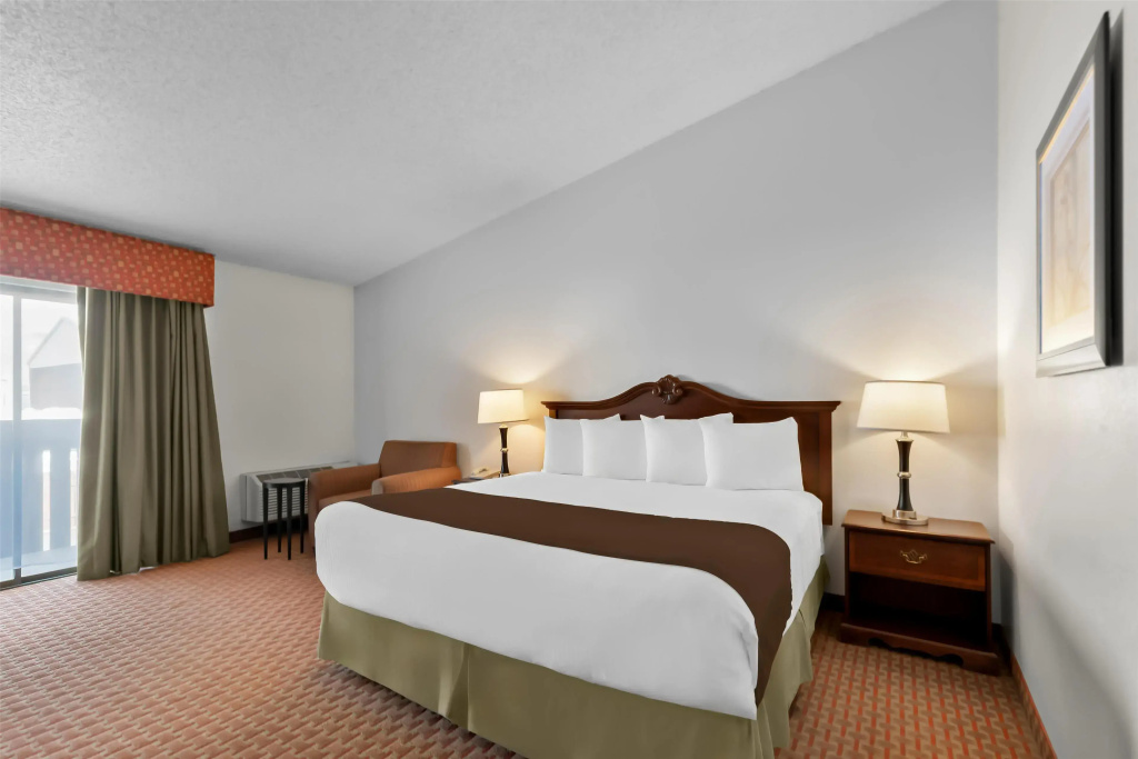 Standard Double room (full double bed)