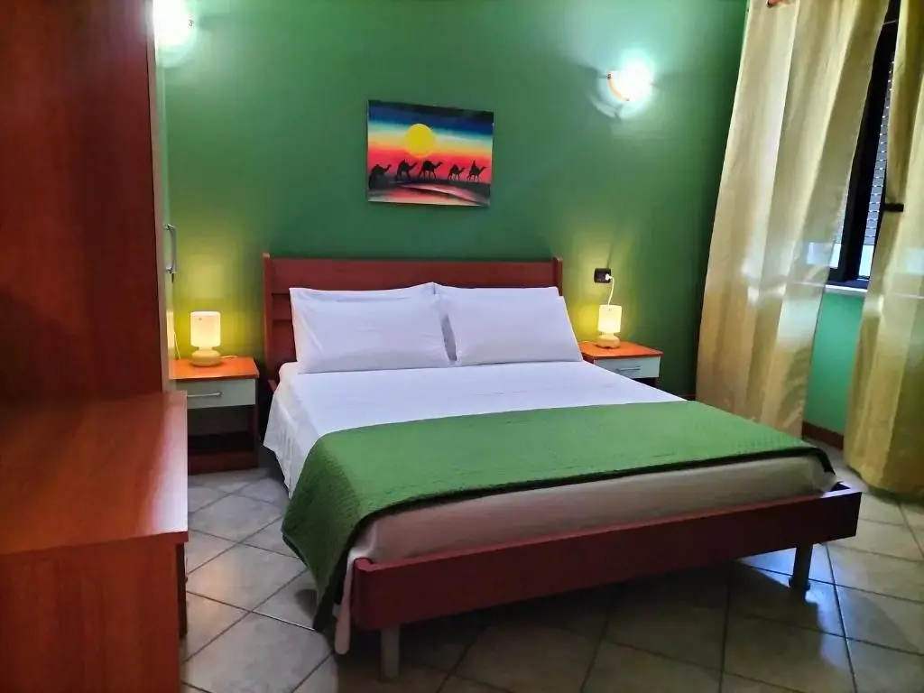 Standard Double room (full double bed)