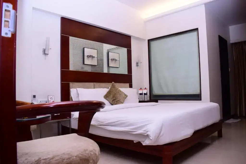 Kyriad Hotel Indore - Chambres