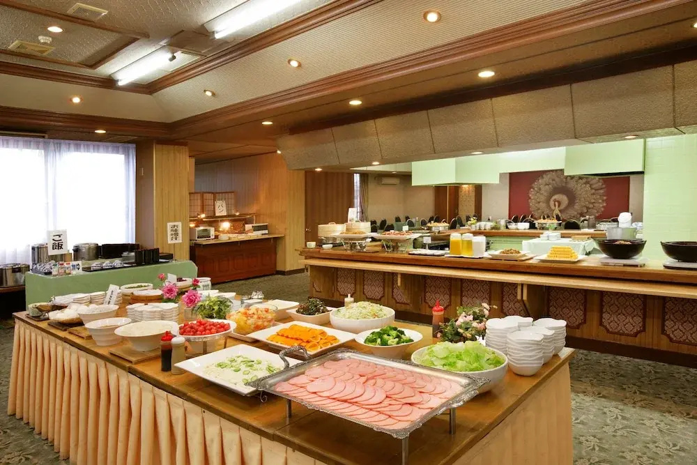 Food & Beverage