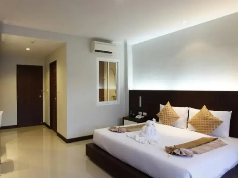 Standard Quadruple room (full double bed)