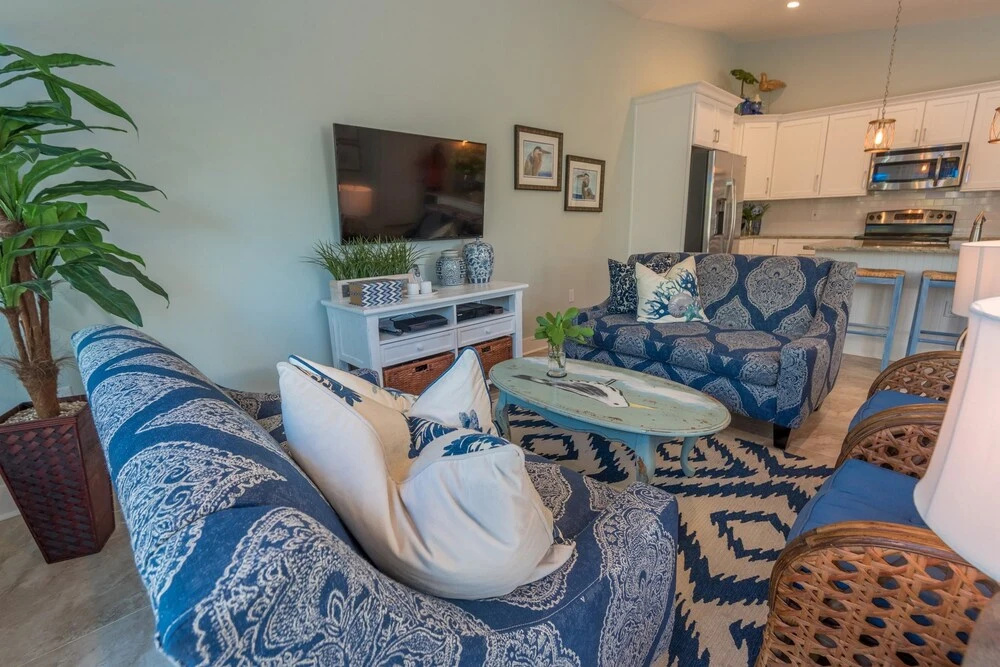 Azure Beach House — 4