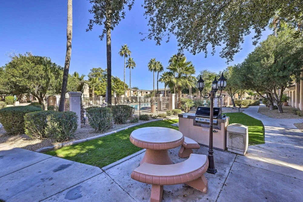 Dog-friendly Condo w/ Pool & Hot Tub in Phoenix