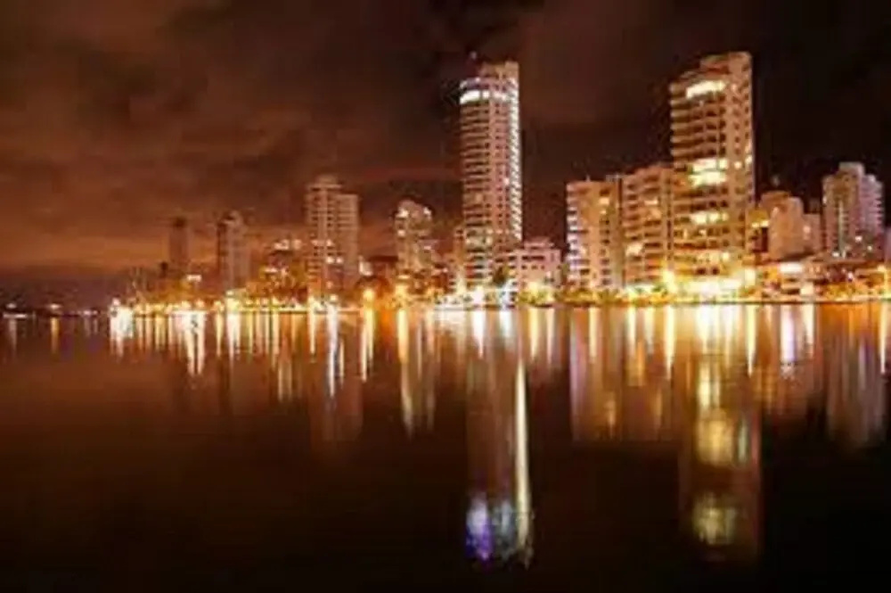 8mg-1 Mansion in Cartagena Near the Sea With Air Conditioning And Wifi
