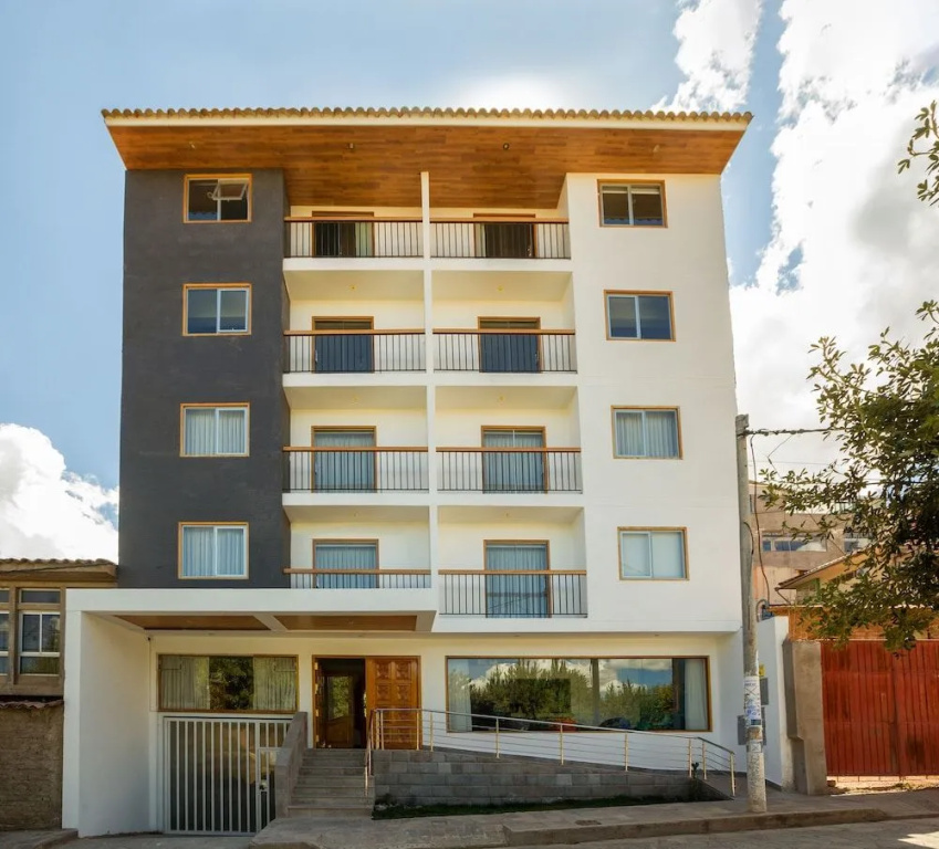 Muru Homely Hotel
