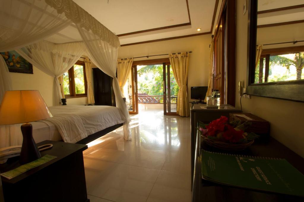 Arya Amed Beach Resort