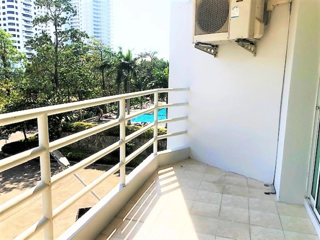 1 Bedroom Apartment at View Talay 5
