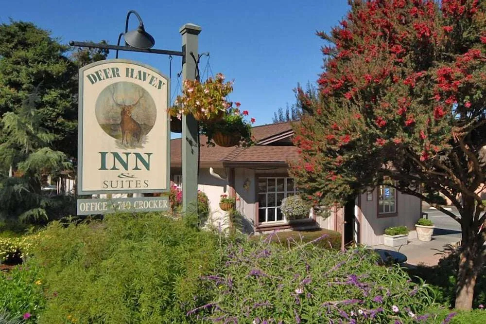 Deer Haven Inn & Suites