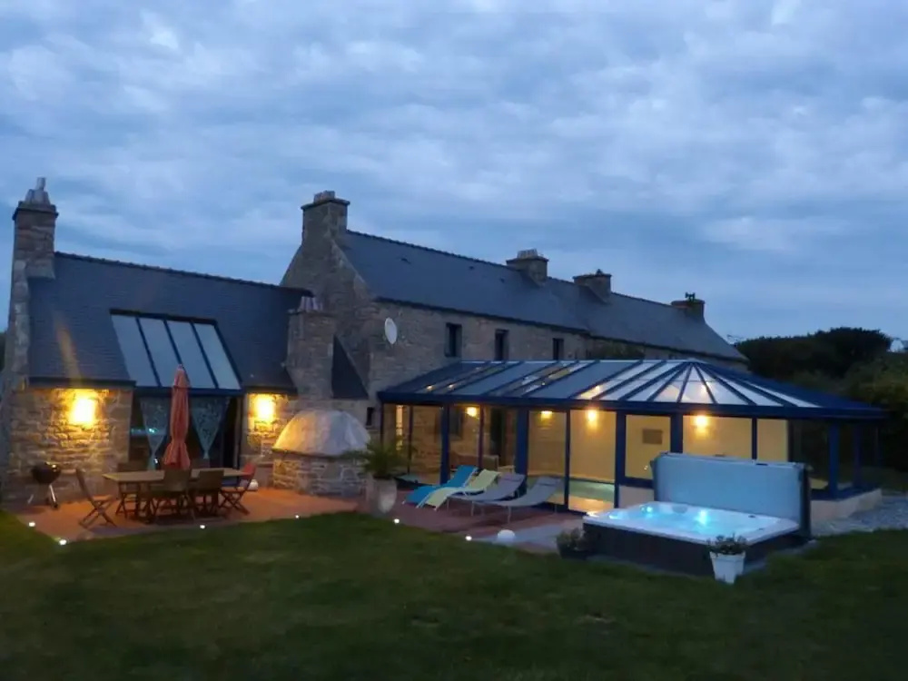 Villa With 4 Bedrooms in Plourin, With Private Pool, Enclosed Garden and Wifi - 4 km From the Beach