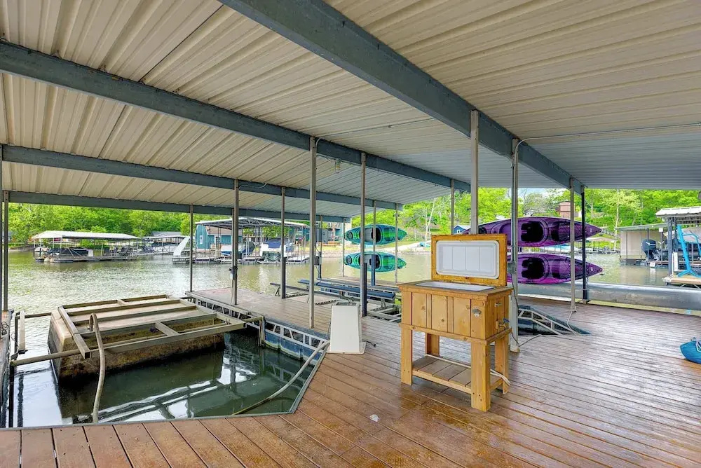 Trails End Hideaway Waterfront