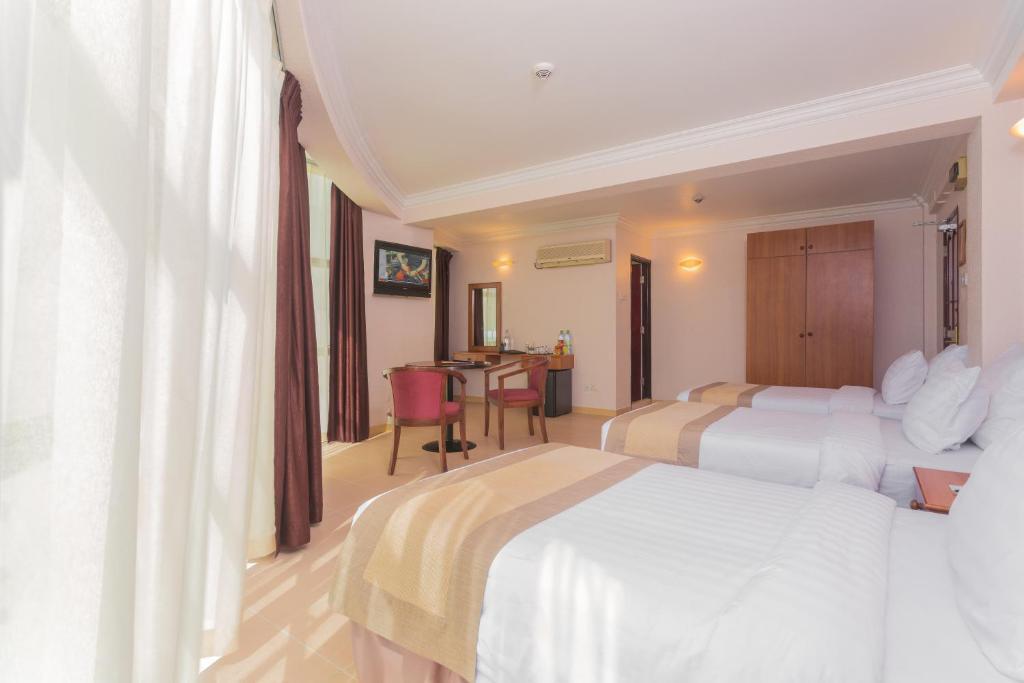 Champa Central Hotel