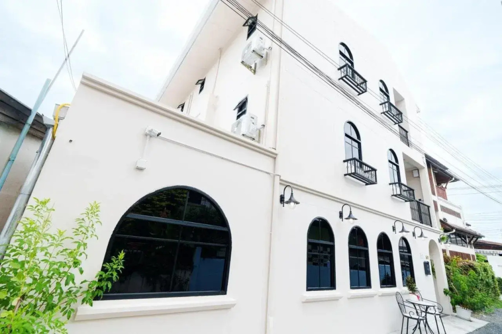 Holiday Cottage Hotel Chiang Mai
