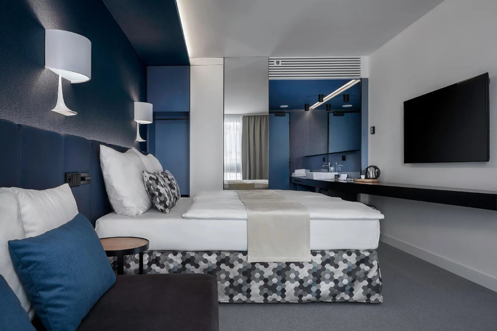 Superior Double room (full double bed) (bed type is subject to availability)