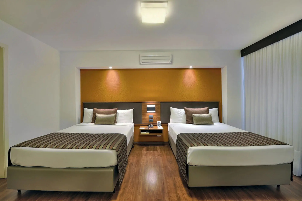 Hotel Deville Curitiba - Général