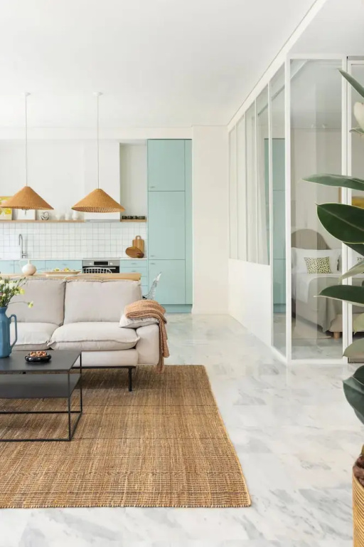 2 Bedrooms Apartment